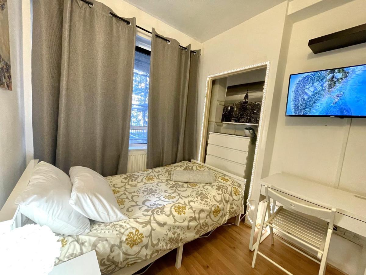 Verv Holborn London Luaran gambar
